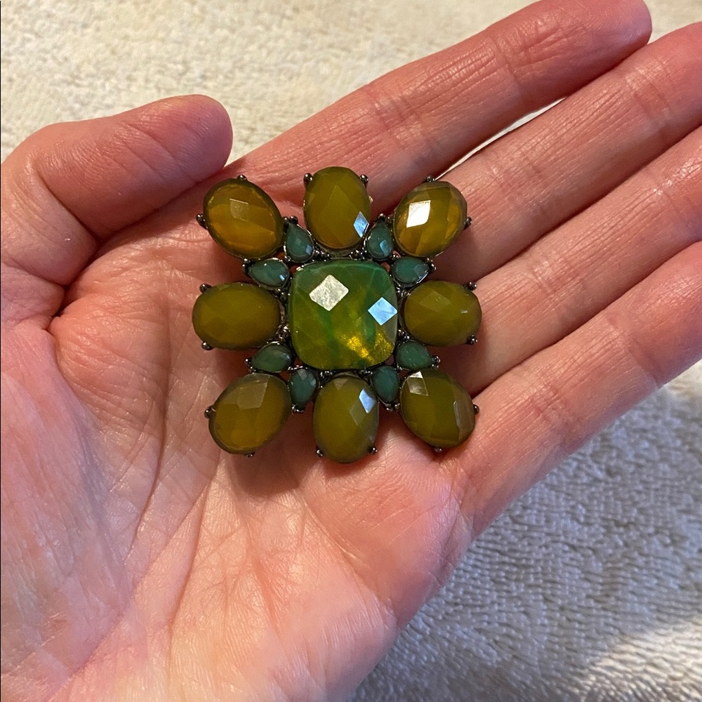 Retro Green and Yellow vintage Brooch